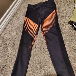 Strong by zumba leggings